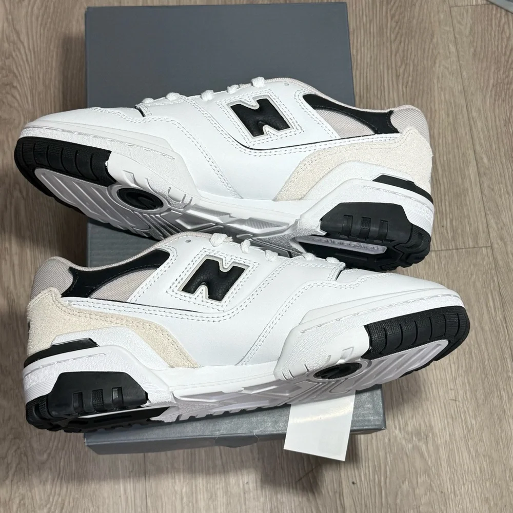 New Balance 550 White Black Casual Sneaker  (GS) Sizes 7Y/8.5W New